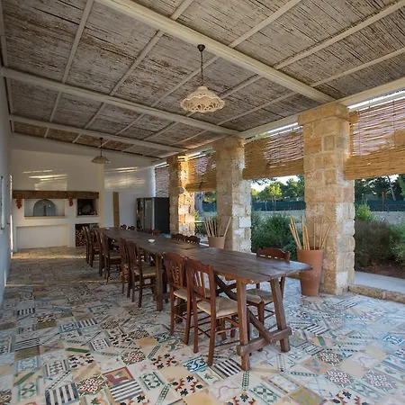 Apartahotel Santa Marina Masseria Del Salento Gallipoli